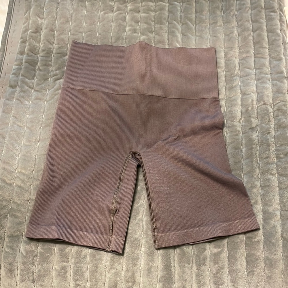 TNA biker shorts
